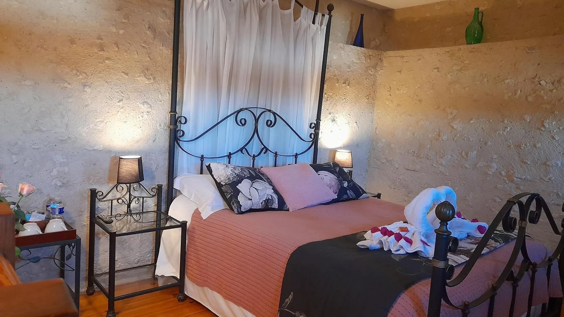 Guest house La Maison Du Prince De Conde Charroux-d'Allier